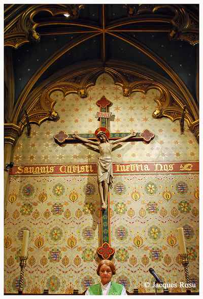 Adoration,
Basilique du Saint-Sang,
Bruges, Belgique