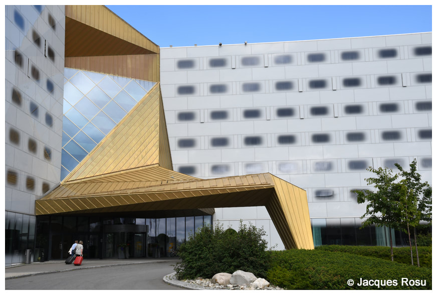Un hôtel à Trondheim couleur d'or